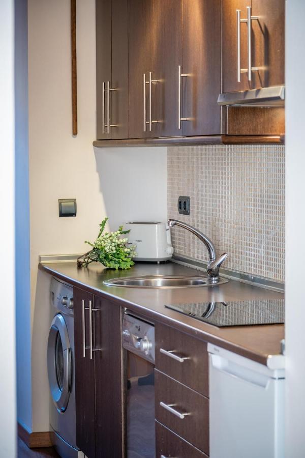Apartament Carreteria - Design & Comfort - Prime Area